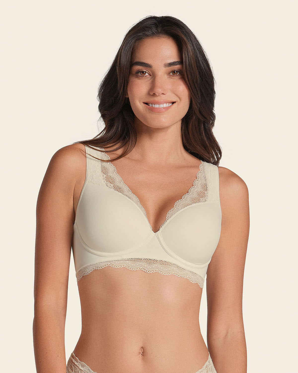 Deep Coverage Soft Lightly-Lined Lace Underwire Bra Leonisa