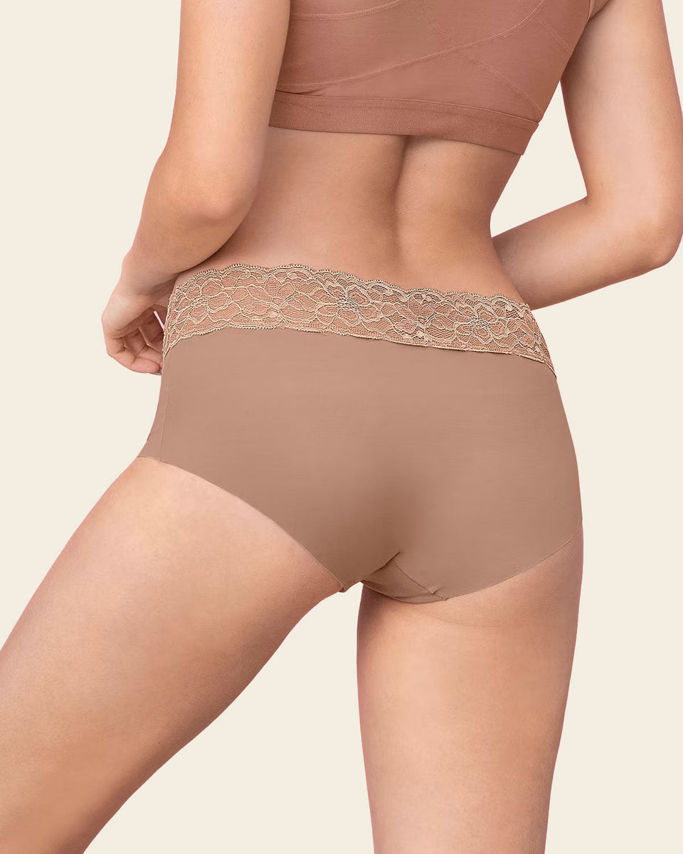 Ultra light lace trim hipster panty