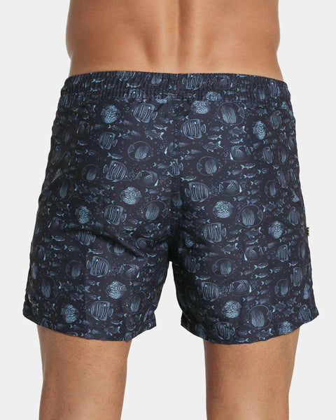 5" Eco-friendly men's swim trunk with soft inner mesh lining#color_059-fish-print