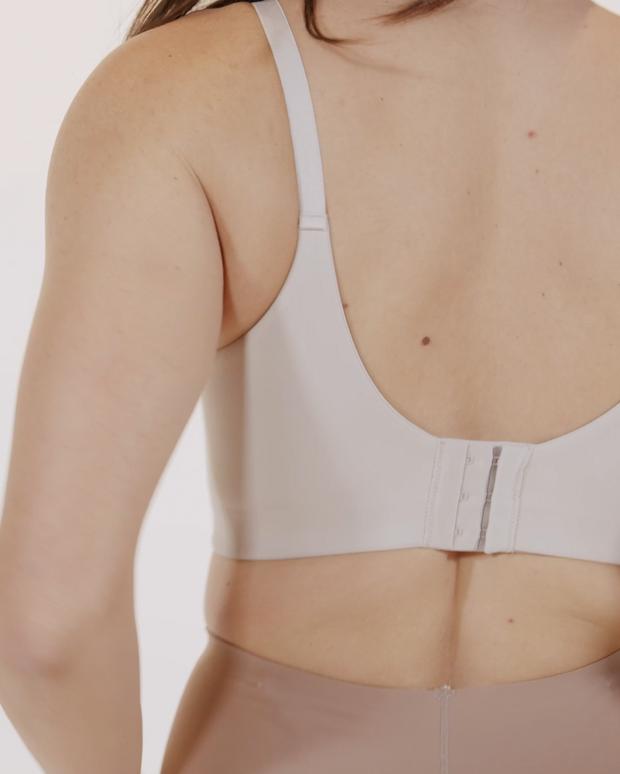 High profile back smoothing bra with soft full coverage cups#color_349-dark-mauve