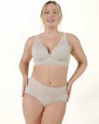 Deep coverage bra: soft lightly-lined lace underwire bra